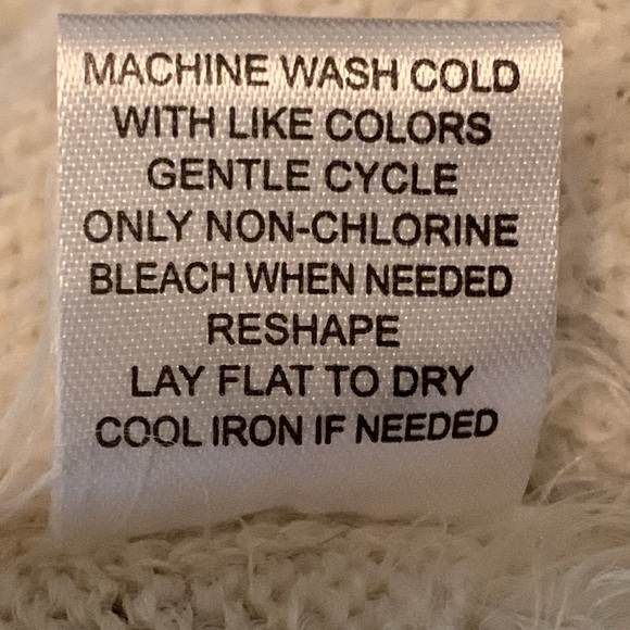 Cynthia Rowley’s Animal Print Open-front Eyelash Long Sleeve Soft Cardigan. Med - Picture 7 of 9